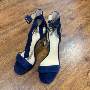 Vince Camuto, blue heels, size 8, good condition worn once